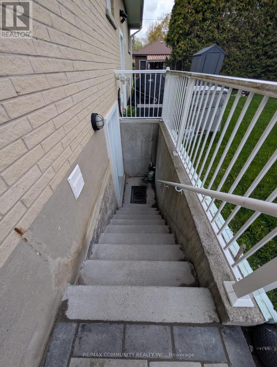 Basement - 837 Glenrush Street, Oshawa, Ontario  L1J 5E7 - Photo 2 - E13157200