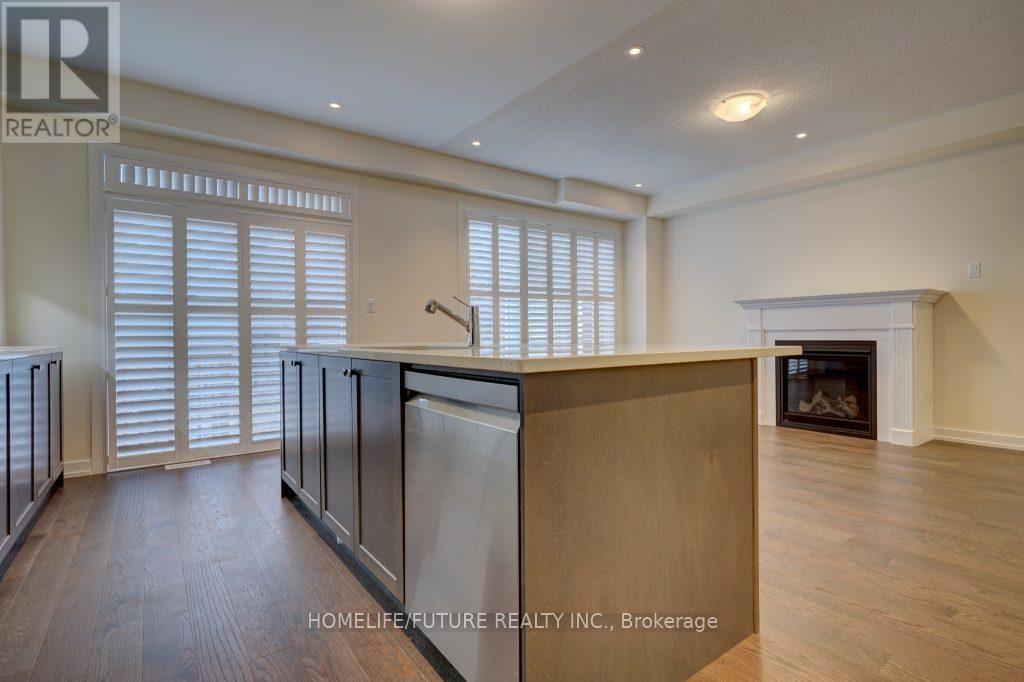 978 Rexton Drive, Oshawa, Ontario  L1H 0T8 - Photo 15 - E13157272