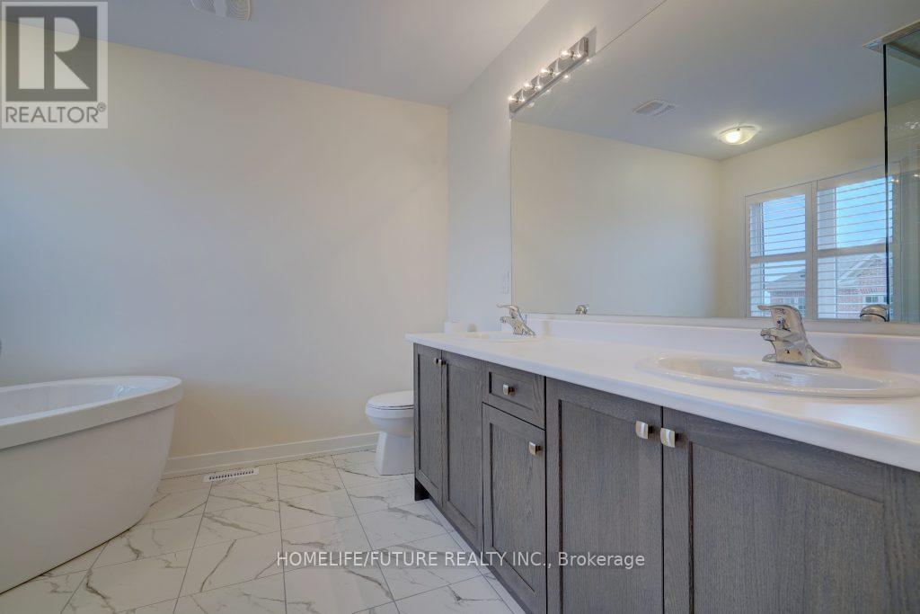 978 Rexton Drive, Oshawa, Ontario  L1H 0T8 - Photo 18 - E13157272