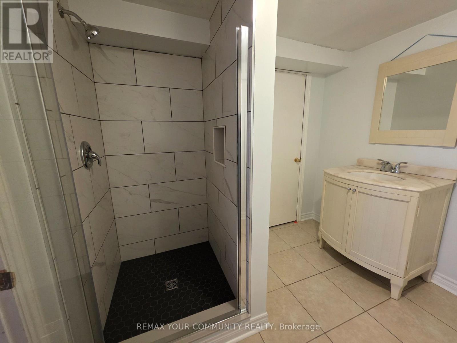 Bsmt - 331 Phillip Murray Avenue, Oshawa, Ontario L1J 1H1 - Photo 7 - E13157334