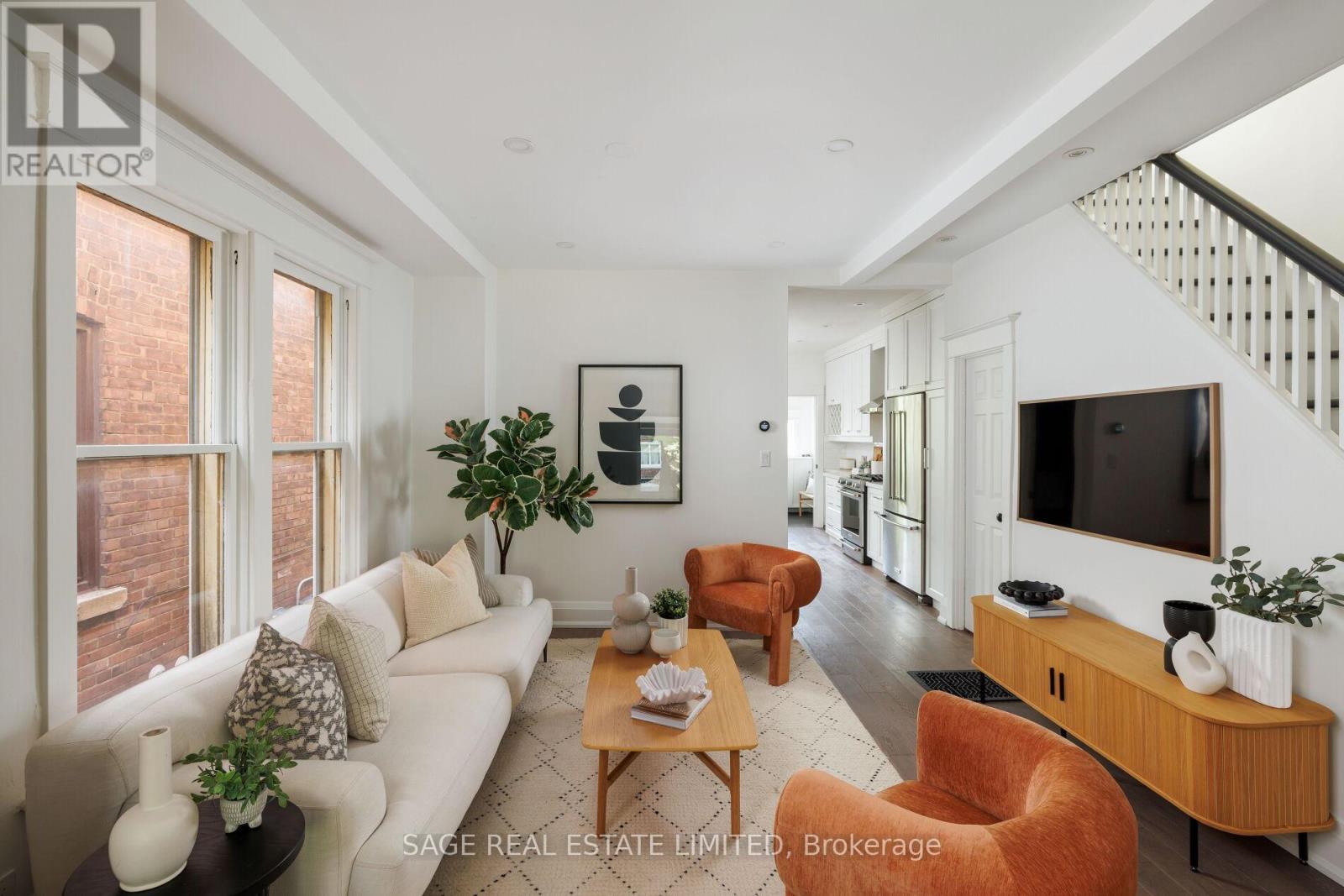 108 Dewhurst Boulevard, Toronto, Ontario  M4J 3J3 - Photo 10 - E13157340