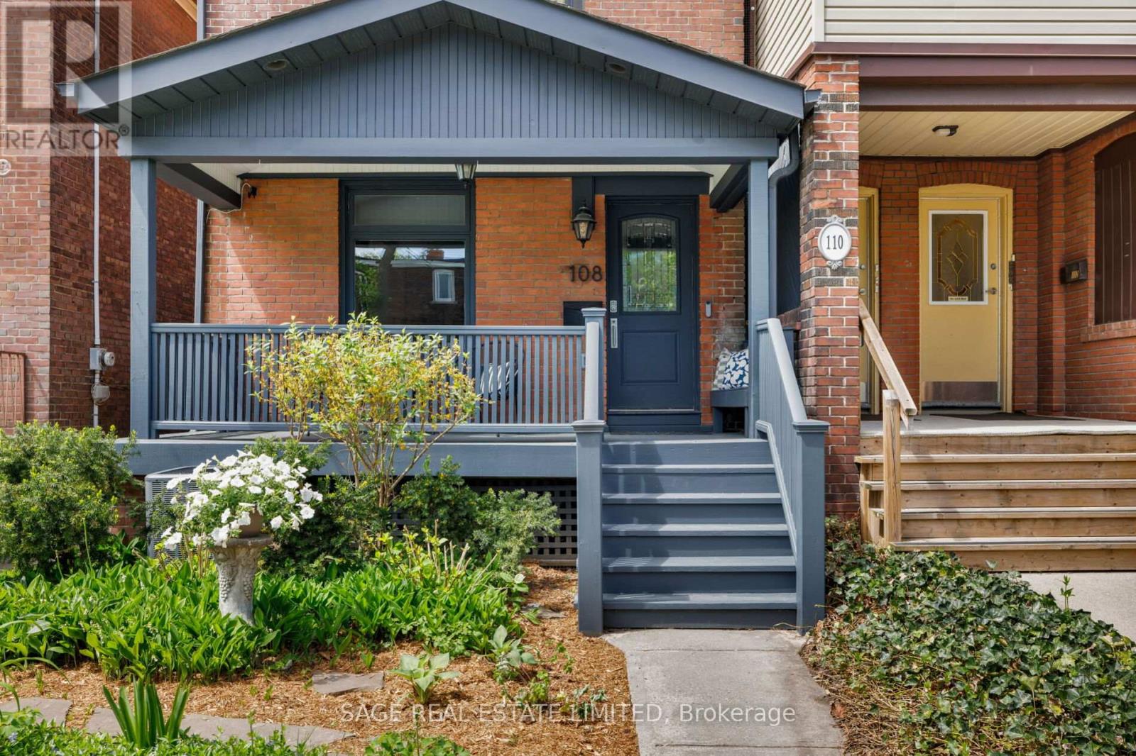 108 Dewhurst Boulevard, Toronto, Ontario  M4J 3J3 - Photo 2 - E13157340