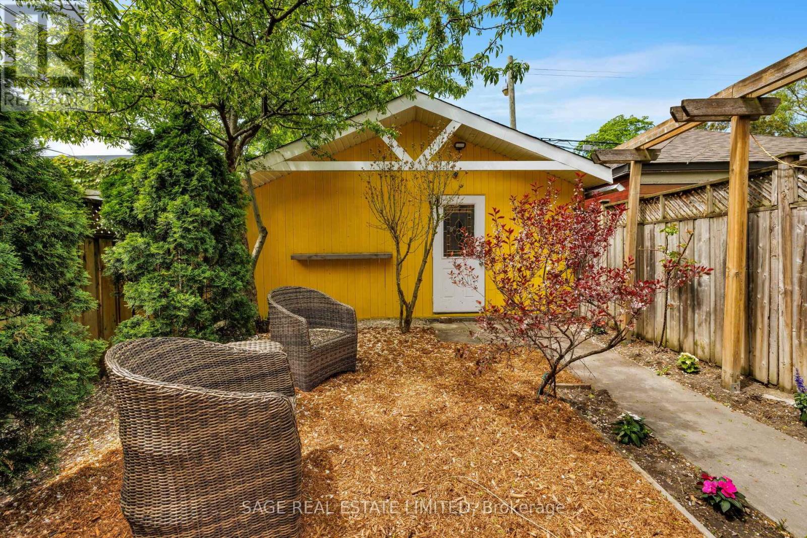 108 Dewhurst Boulevard, Toronto, Ontario  M4J 3J3 - Photo 26 - E13157340