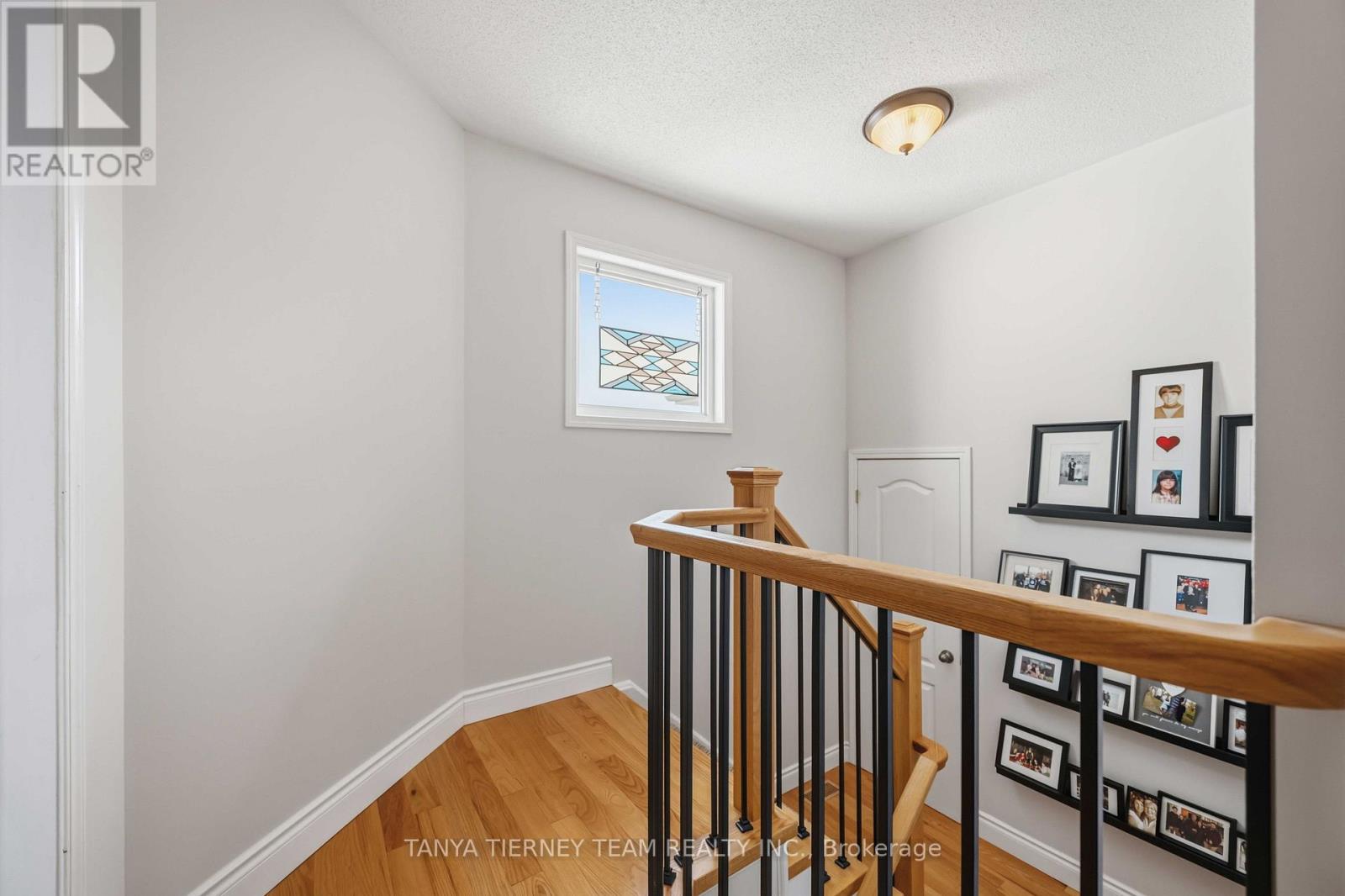 7 Brownridge Place, Whitby, Ontario  L1P 1W4 - Photo 23 - E13157362