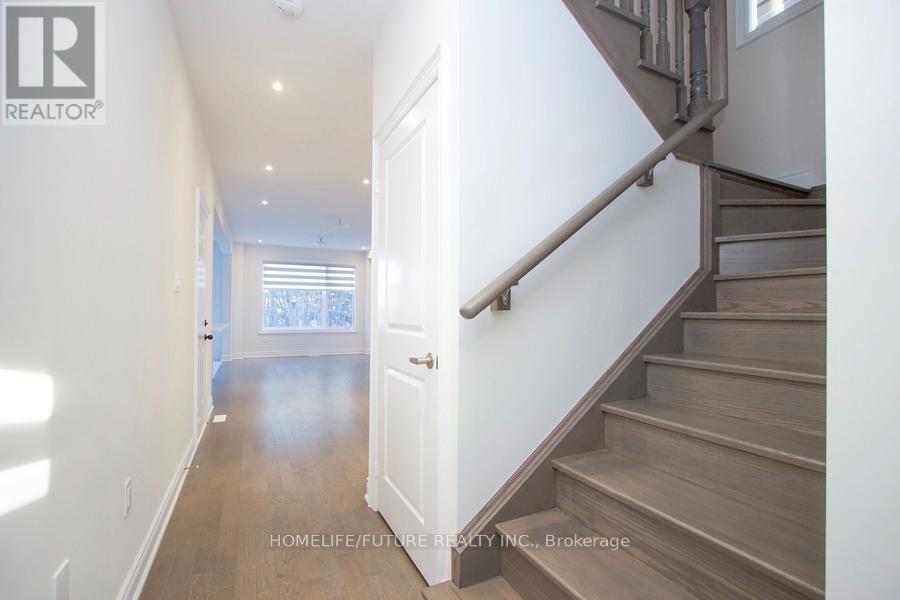 Main & 2nd Floor - 1359 Klondike Drive, Oshawa, Ontario  L1T 0T1 - Photo 3 - E13157398