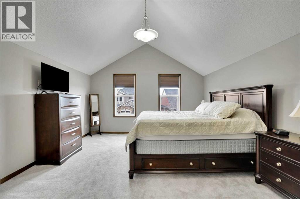 300 Coopers Hill SW, Airdrie, Alberta  T4B 0S1 - Photo 16 - A2295022