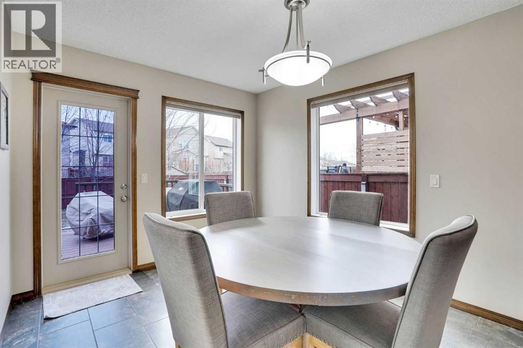 300 Coopers Hill SW, Airdrie, Alberta  T4B 0S1 - Photo 8 - A2295022