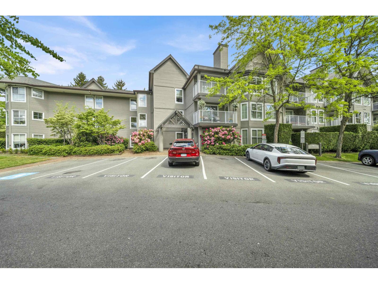308 15160 108 AVENUE, Surrey, British Columbia