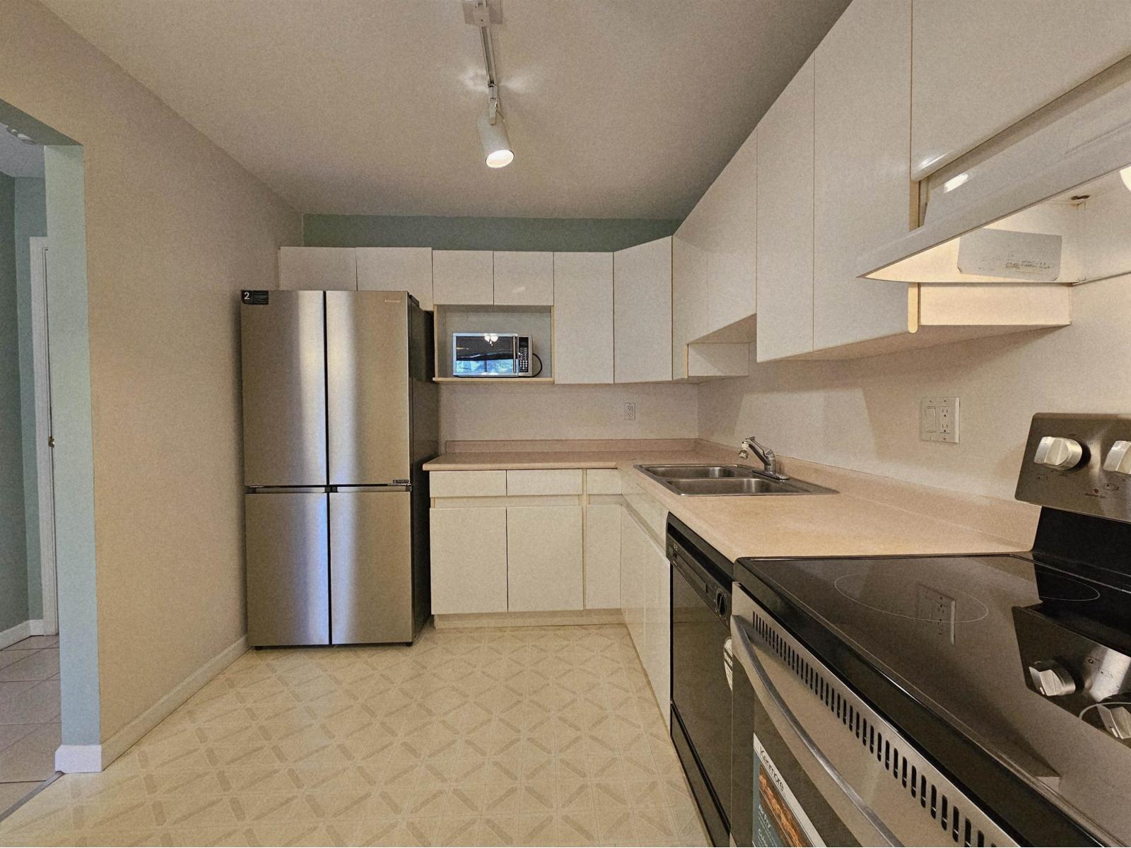 302 14980 101a Avenue, Surrey, British Columbia  V3R 0T1 - Photo 25 - R3120822