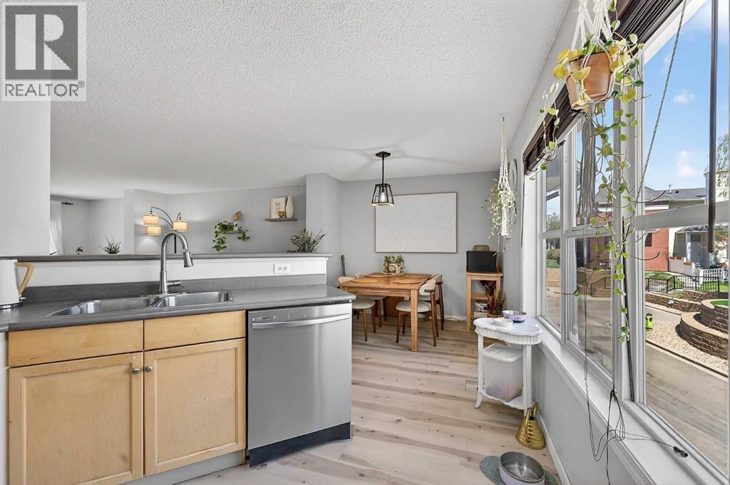 138 Promenade Way SE, Calgary, Alberta  T2Z 4E9 - Photo 18 - A2305917