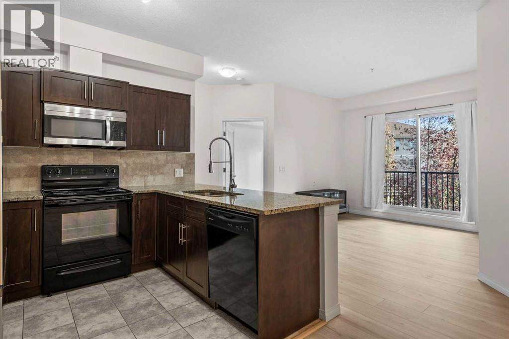 1227, 1540 Sherwood Boulevard NW, Calgary, Alberta  T3R 0K5 - Photo 7 - A2306813