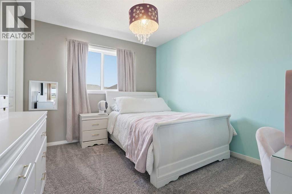 393 Masters Avenue SE, Calgary, Alberta  T3M 2N7 - Photo 33 - A2310664