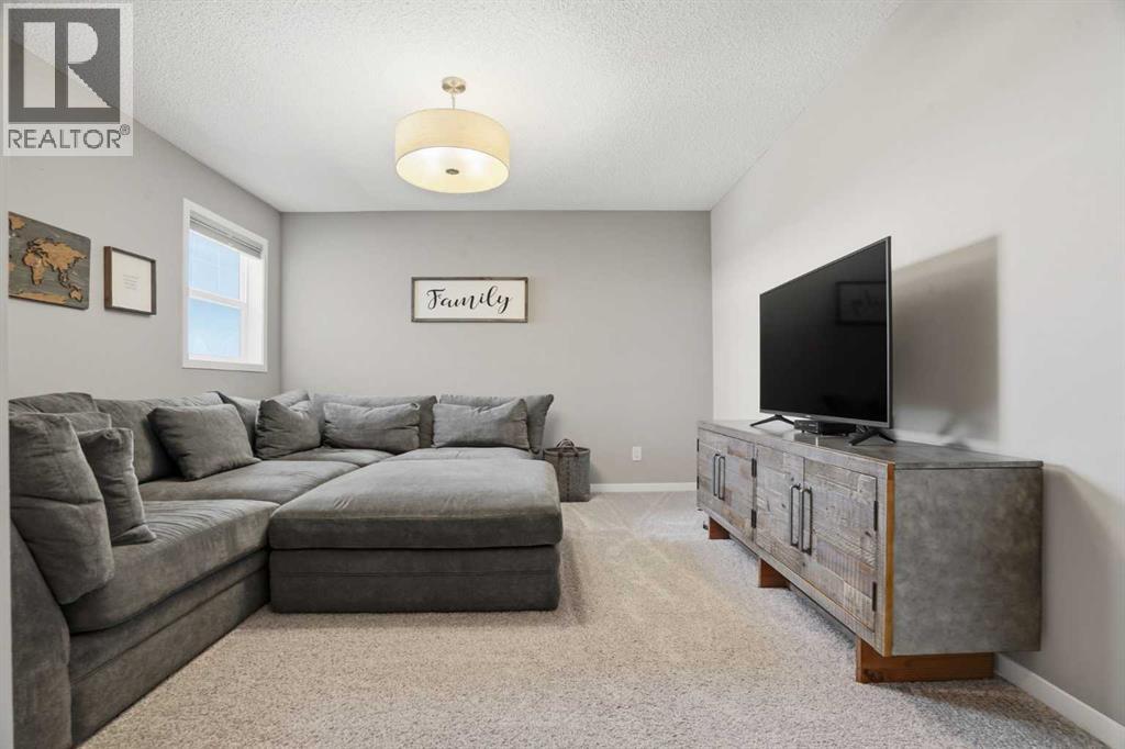 393 Masters Avenue SE, Calgary, Alberta  T3M 2N7 - Photo 22 - A2310664