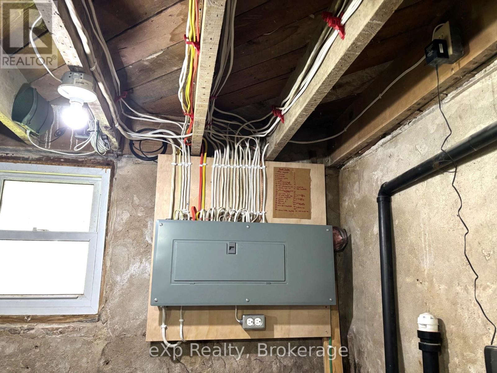 235 Jackson Street S, Brockton, Ontario  N0G 2V0 - Photo 37 - X13083844