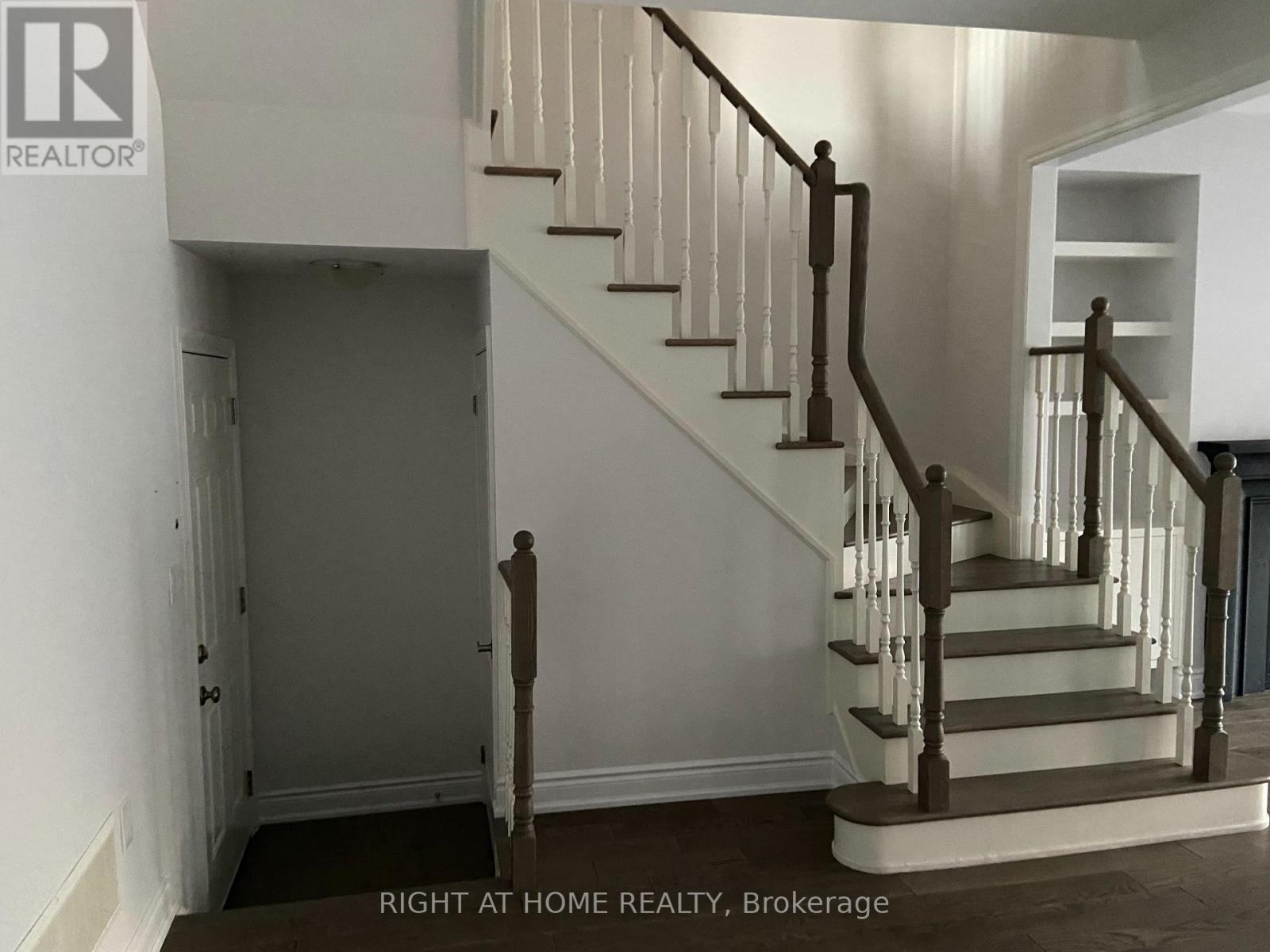 214 Cranbrook Crescent, Vaughan, Ontario  L4H 4K9 - Photo 9 - N13157442