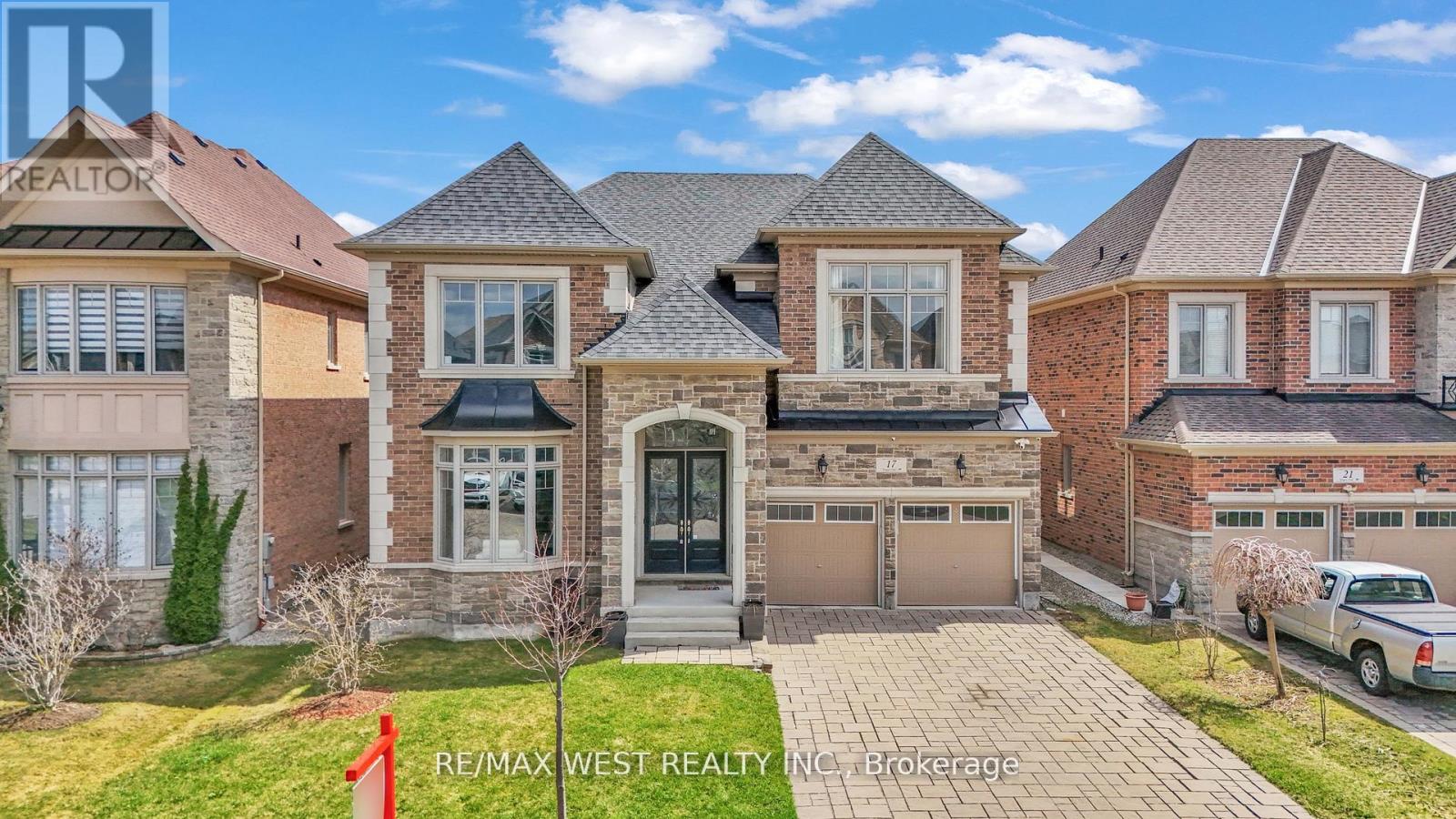 17 TORGAN TRAIL, Vaughan, Ontario