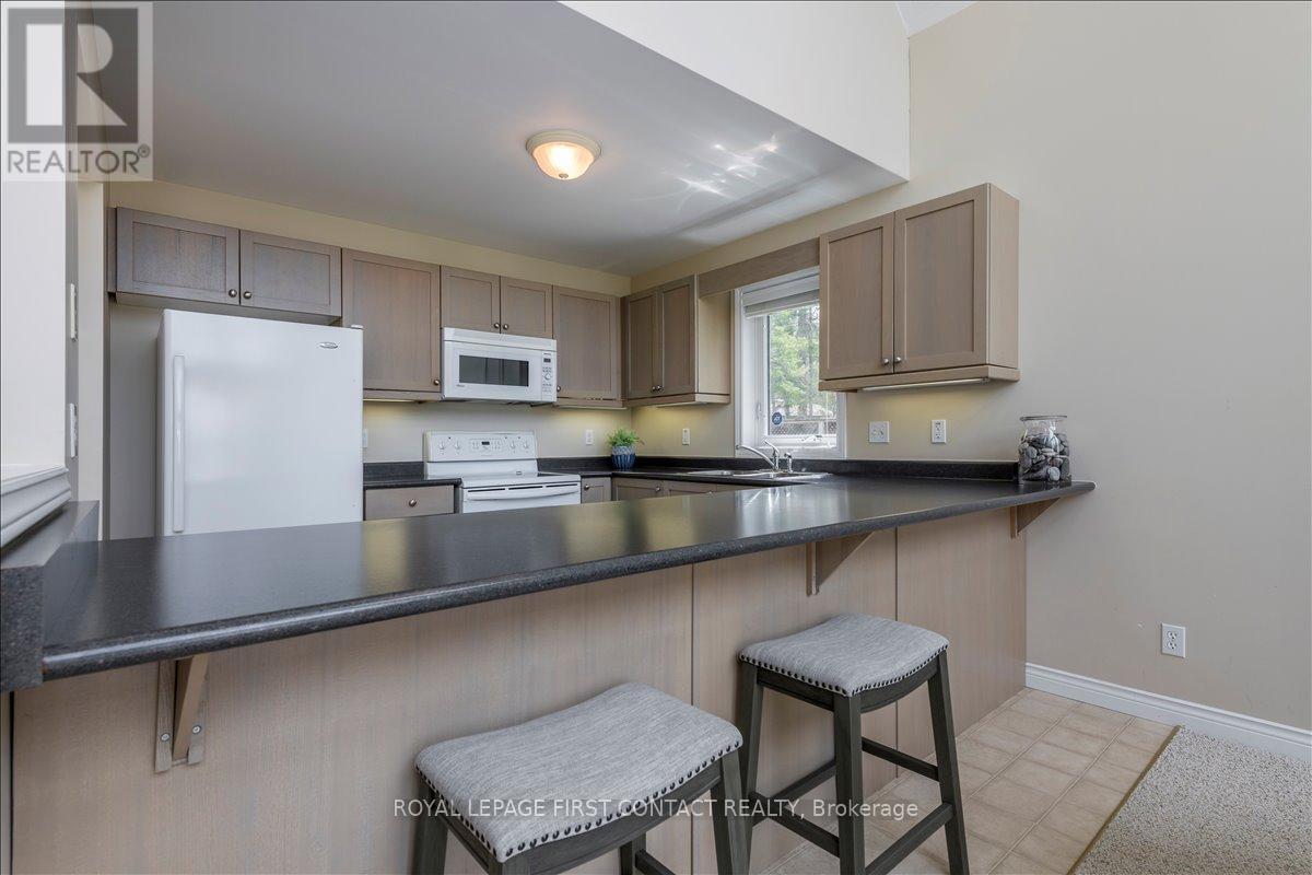 10 Buttercup Lane, Springwater, Ontario  L0L 1P0 - Photo 10 - S13157170