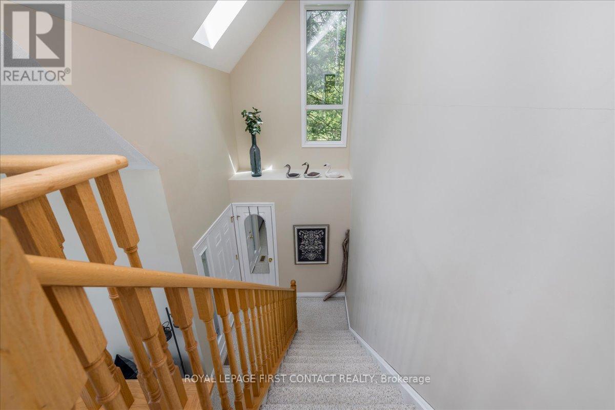 10 Buttercup Lane, Springwater, Ontario  L0L 1P0 - Photo 16 - S13157170