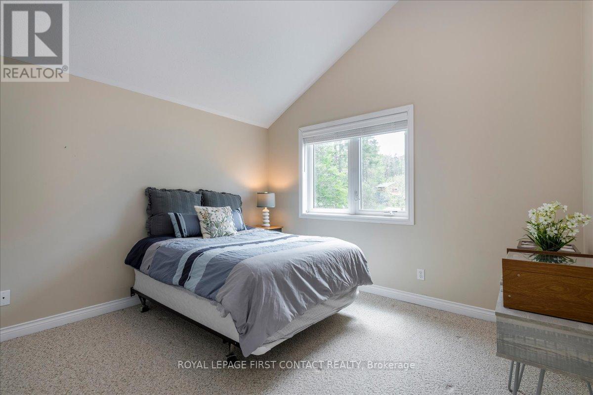 10 Buttercup Lane, Springwater, Ontario  L0L 1P0 - Photo 19 - S13157170