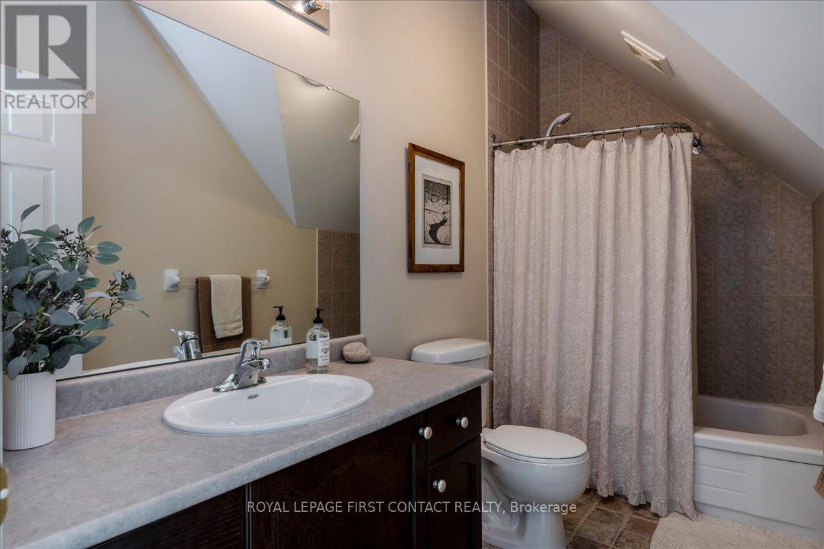 10 Buttercup Lane, Springwater, Ontario  L0L 1P0 - Photo 20 - S13157170