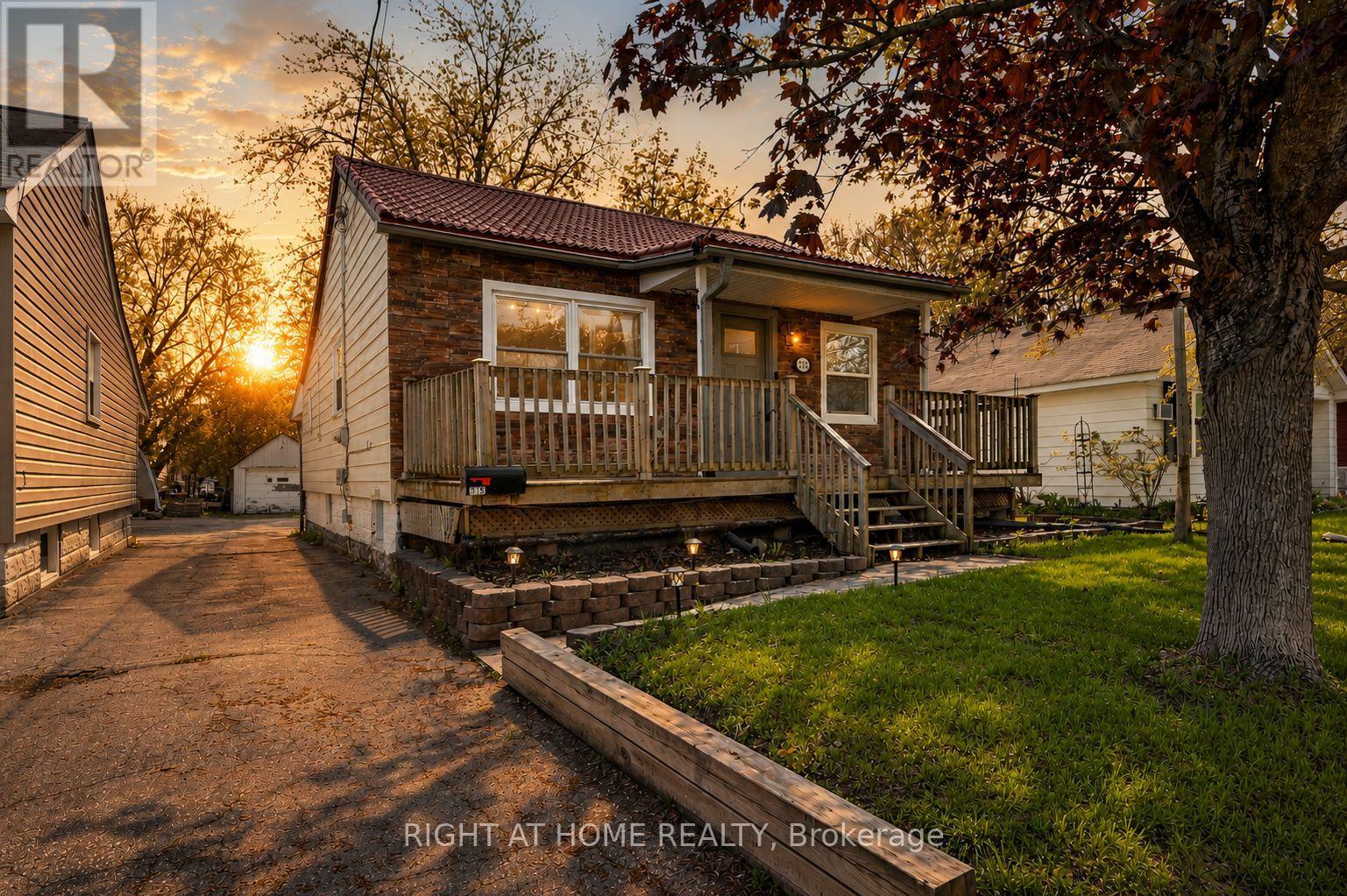 313 MARY STREET, Orillia, Ontario
