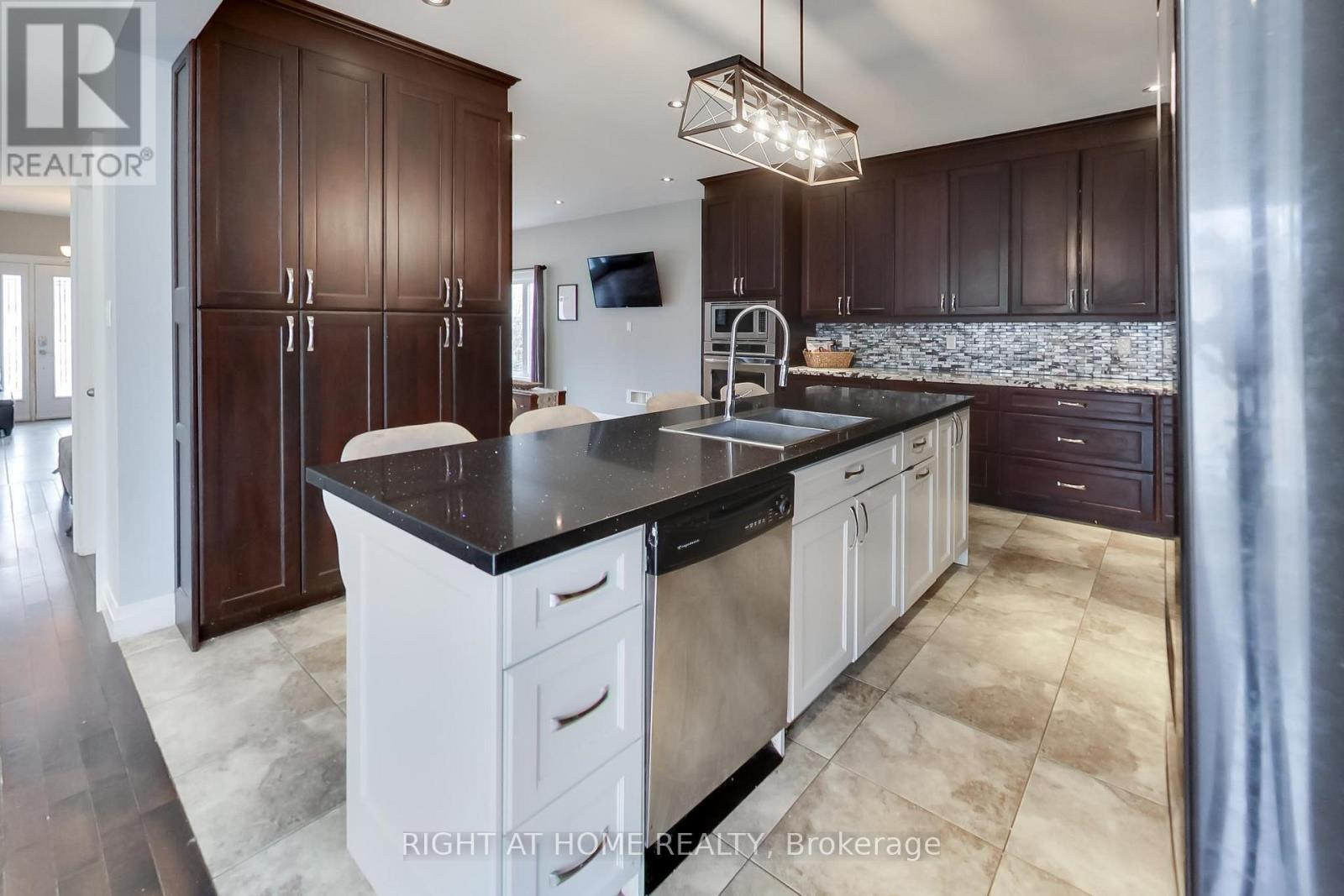 54 Bellehumeur Road, Tiny, Ontario  L9M 0J1 - Photo 19 - S13157446
