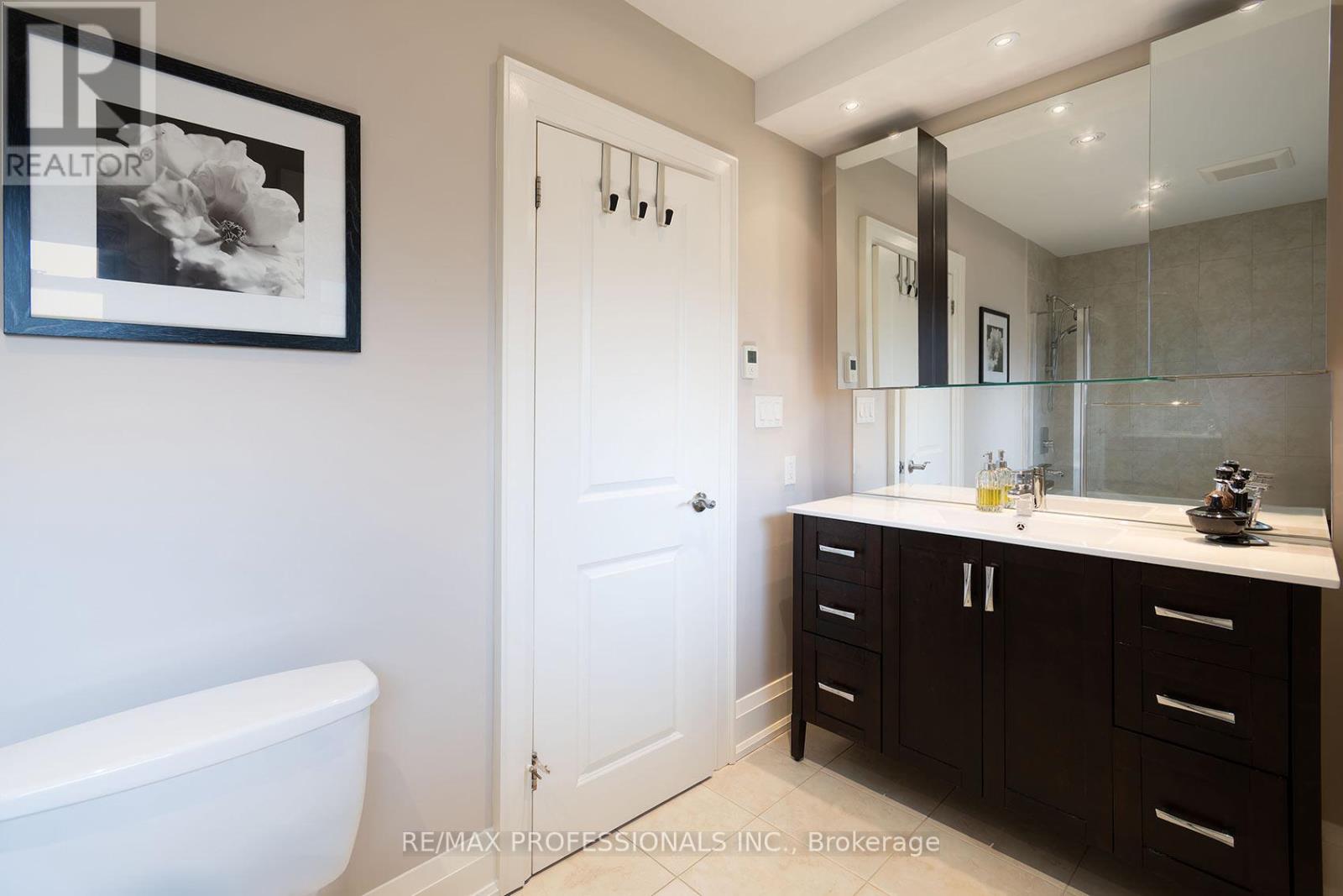 19 Boxwood Road, Toronto, Ontario  M9C 2W6 - Photo 27 - W13157212
