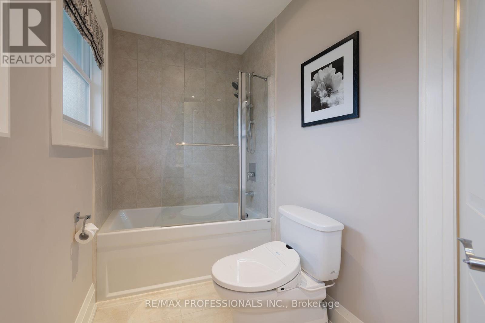 19 Boxwood Road, Toronto, Ontario  M9C 2W6 - Photo 28 - W13157212