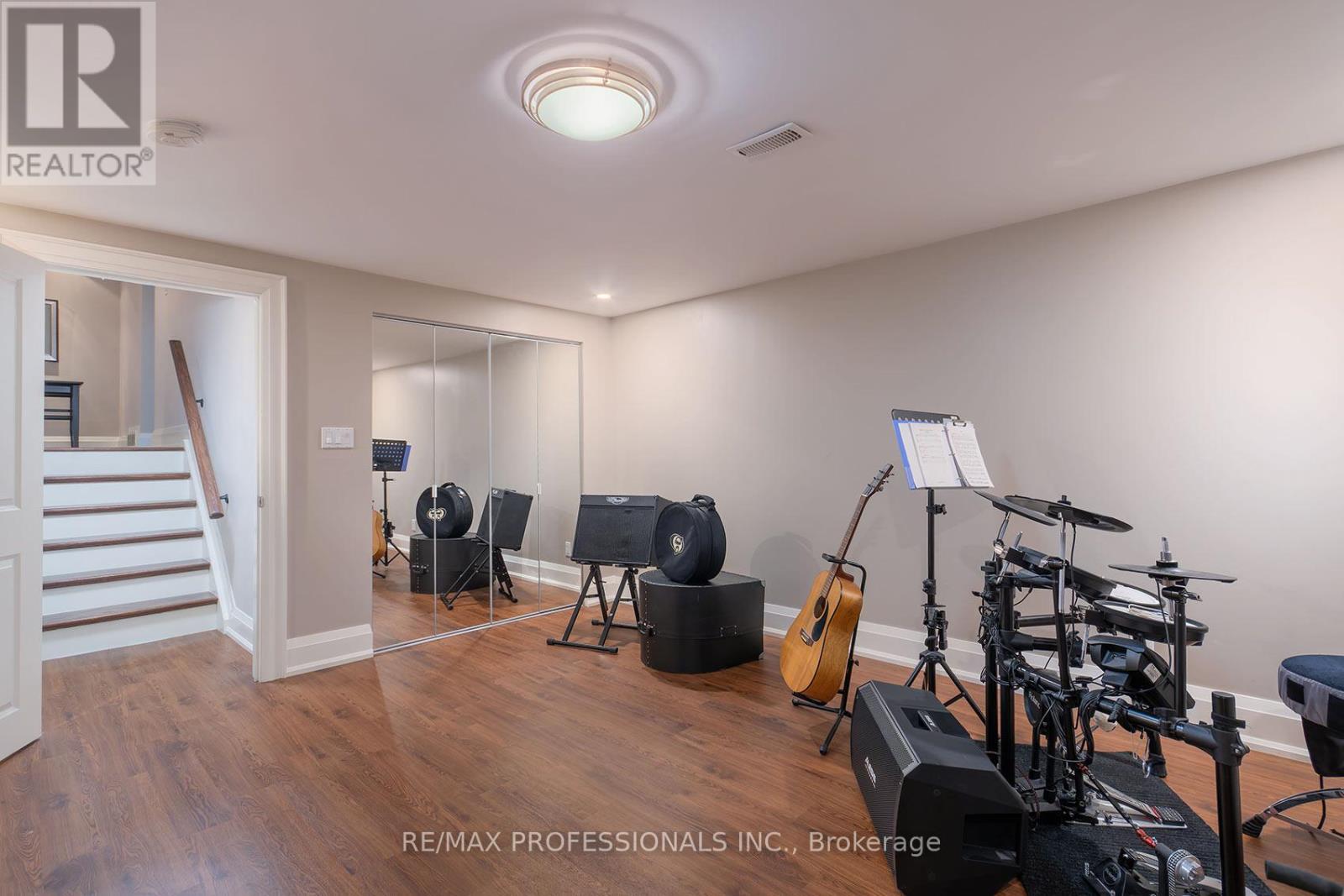 19 Boxwood Road, Toronto, Ontario  M9C 2W6 - Photo 32 - W13157212