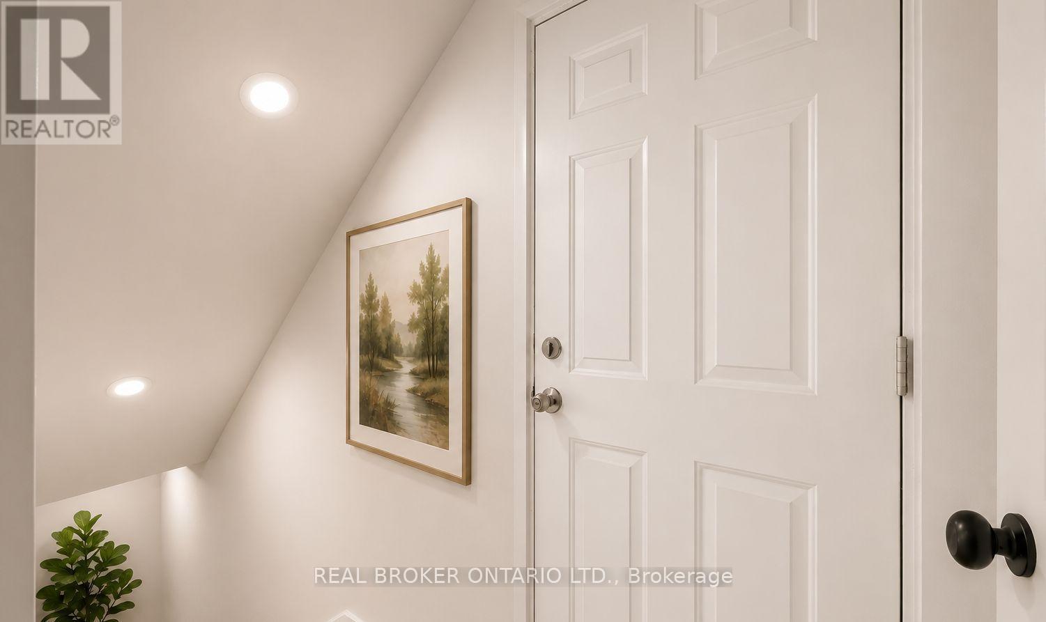 Bsmt - 1098 Sawgrass Crescent, Mississauga, Ontario L5C 3V4 - Photo 2 - W13157232