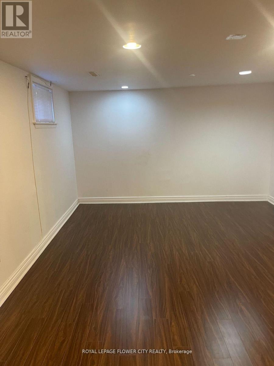 Bsmt - 3220 Lednier Terrace, Mississauga, Ontario  L4Y 3Z8 - Photo 3 - W13157244
