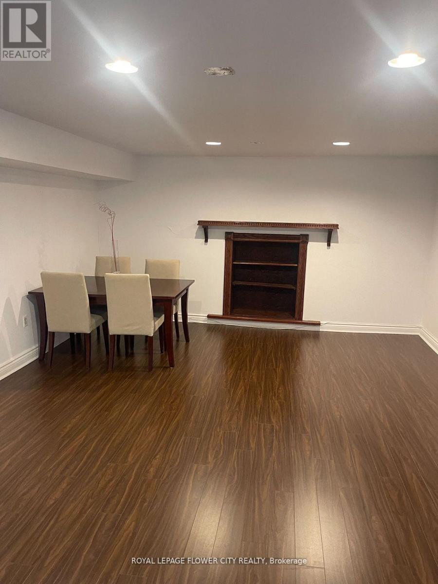 Bsmt - 3220 Lednier Terrace, Mississauga, Ontario  L4Y 3Z8 - Photo 4 - W13157244