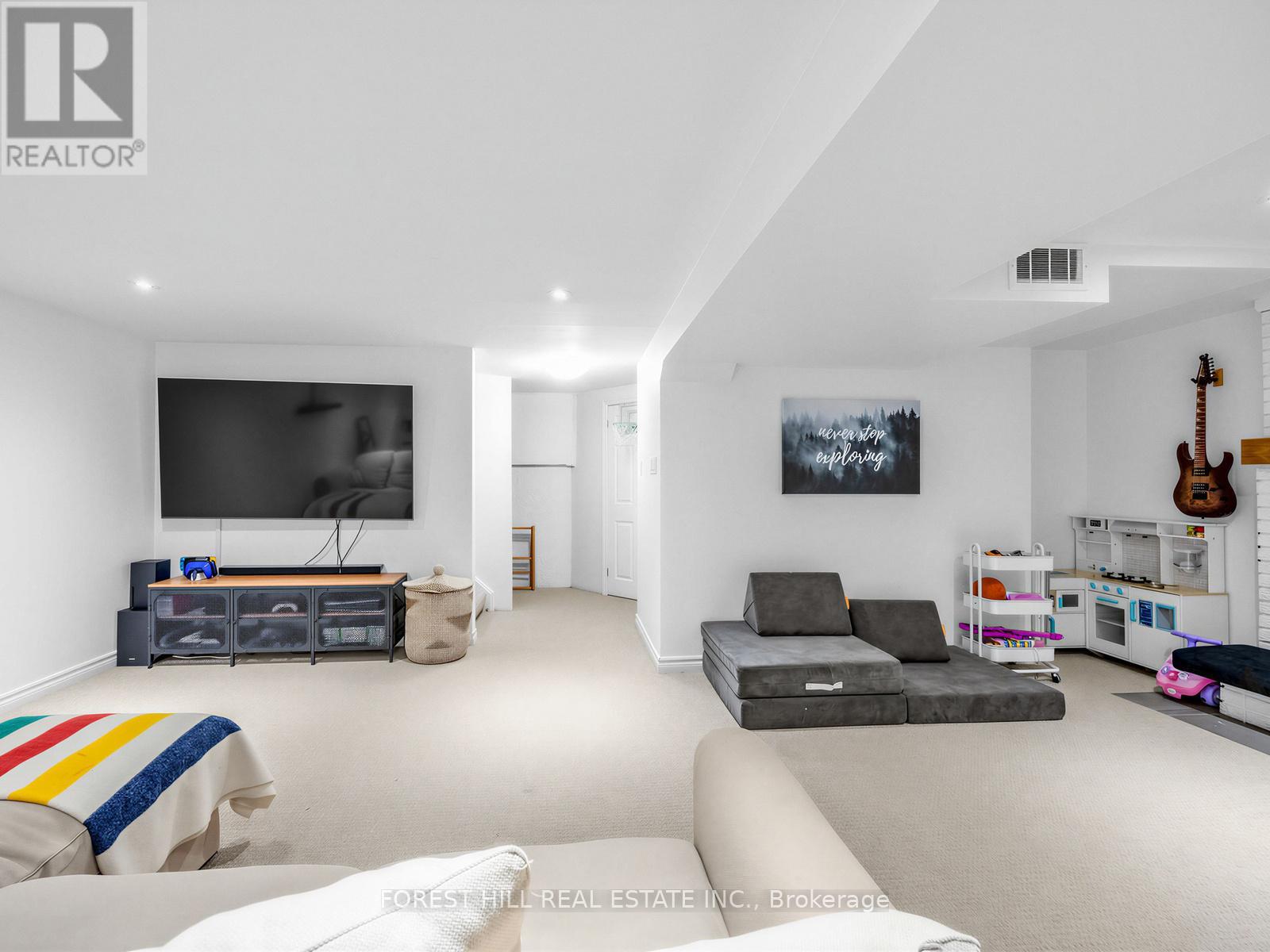 4243 Thom Gardens, Mississauga, Ontario  L5L 2B4 - Photo 23 - W13157304