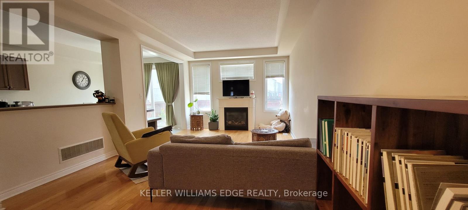 36 - 2019 Trawden Way, Oakville, Ontario  L6M 0M3 - Photo 2 - W13157306