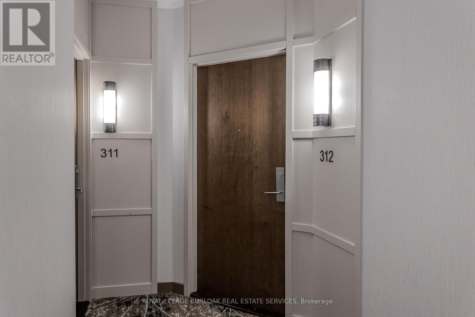 312 - 1055 Southdown Road, Mississauga, Ontario L5J 0A3 - Photo 6 - W13157320