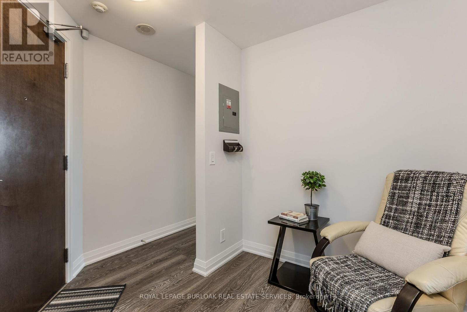 312 - 1055 Southdown Road, Mississauga, Ontario L5J 0A3 - Photo 8 - W13157320