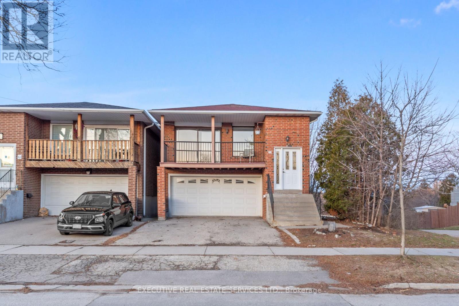 44 LAKECREST TRAIL, Brampton, Ontario