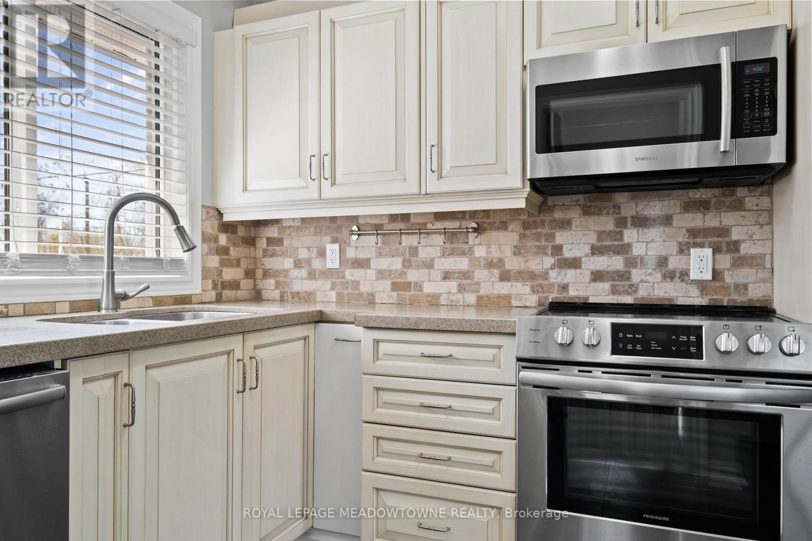 Upper - 176 Longfield Road, Halton Hills, Ontario  L7J 2K4 - Photo 10 - W13157384