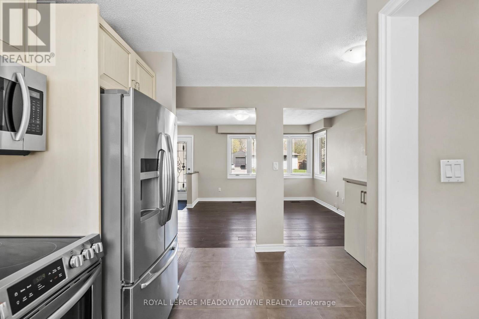 Upper - 176 Longfield Road, Halton Hills, Ontario  L7J 2K4 - Photo 11 - W13157384