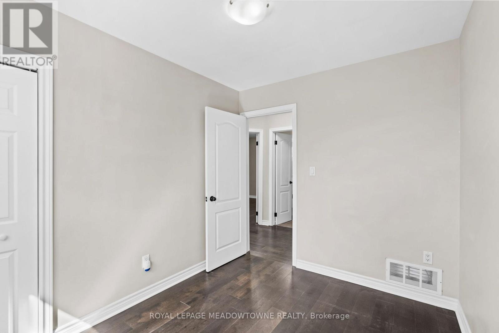 Upper - 176 Longfield Road, Halton Hills, Ontario  L7J 2K4 - Photo 15 - W13157384