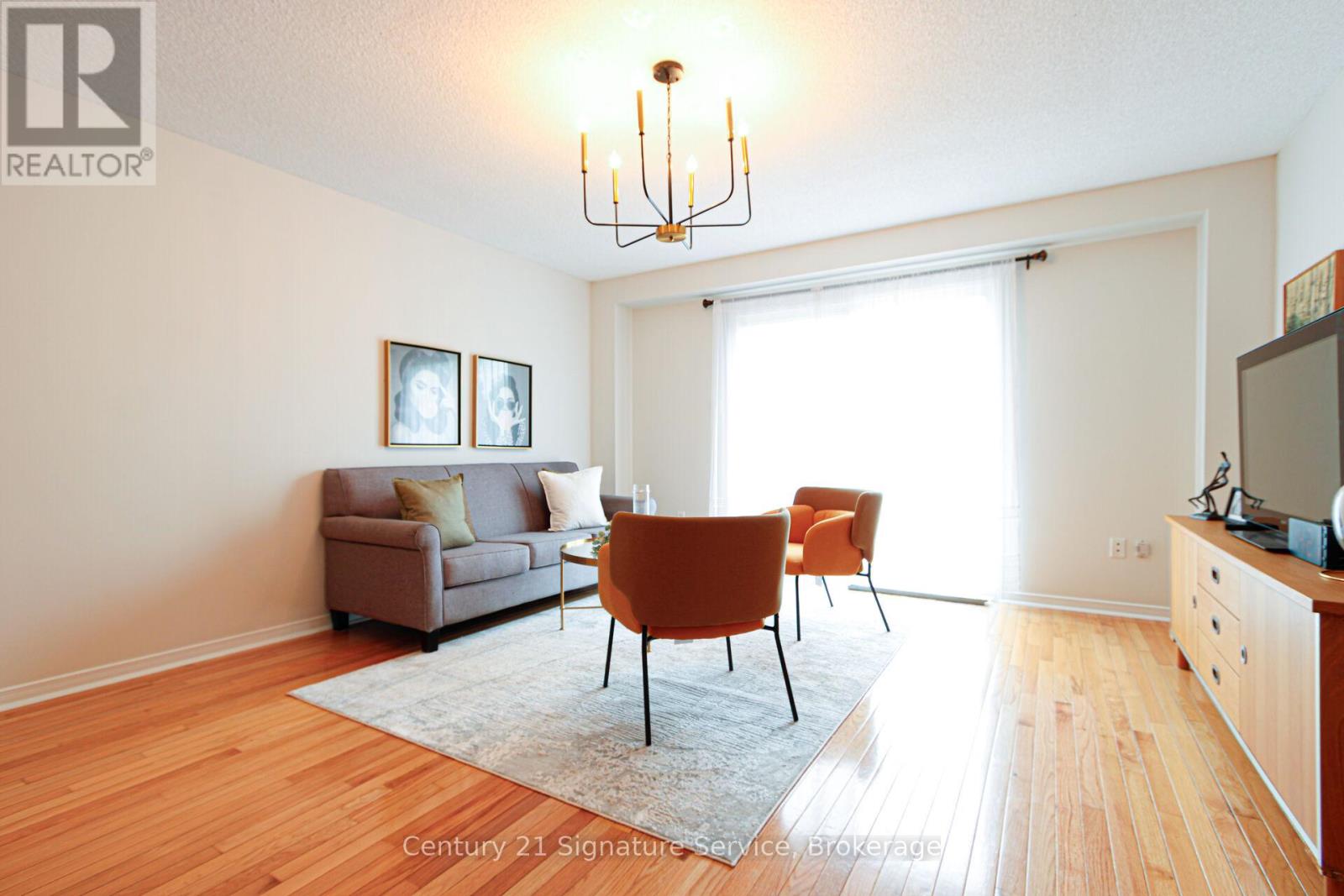 2395 Stefi Trail E, Oakville, Ontario  L6H 5Y5 - Photo 5 - W13157420