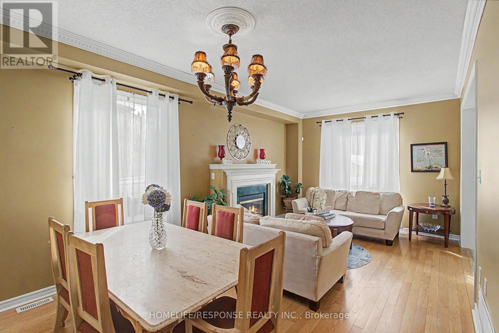 16 Angelucci Drive, Brampton, Ontario  L6P 1G7 - Photo 7 - W13157440
