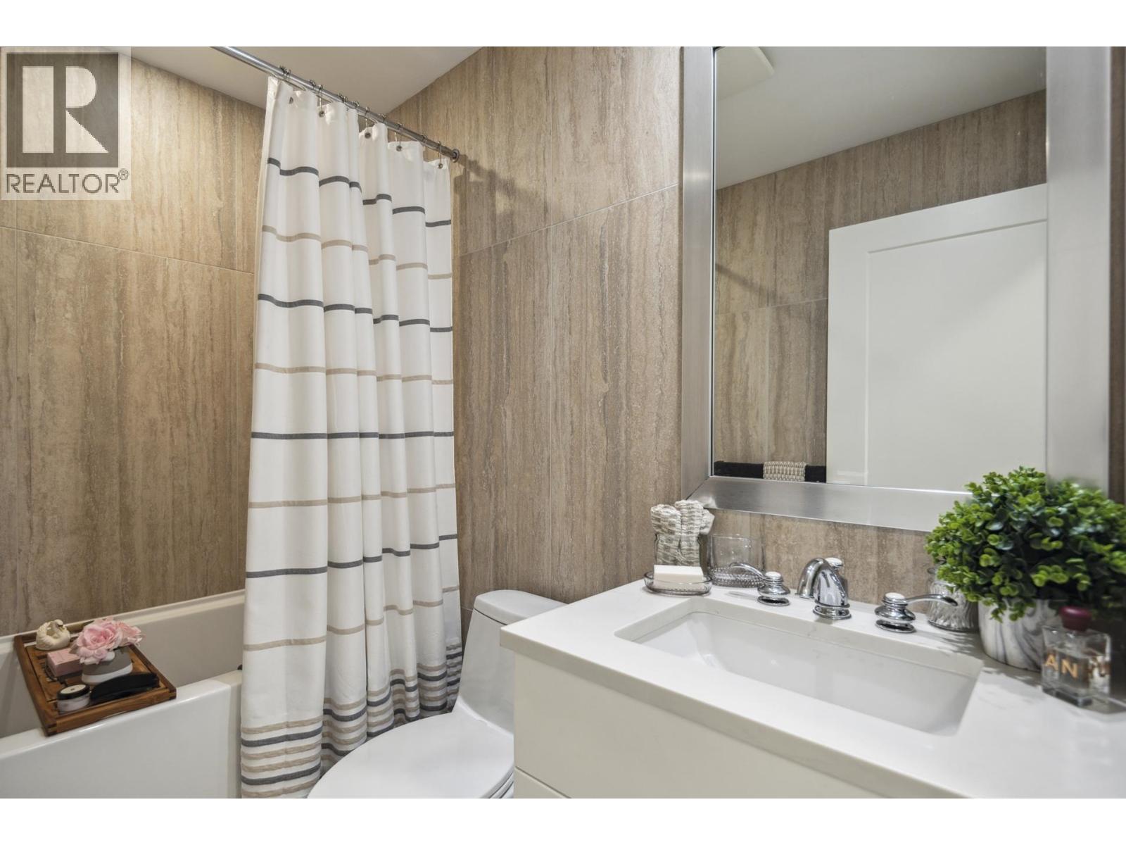 112 185 Victory Ship Way, North Vancouver, British Columbia  V7L 0G2 - Photo 16 - R3114071