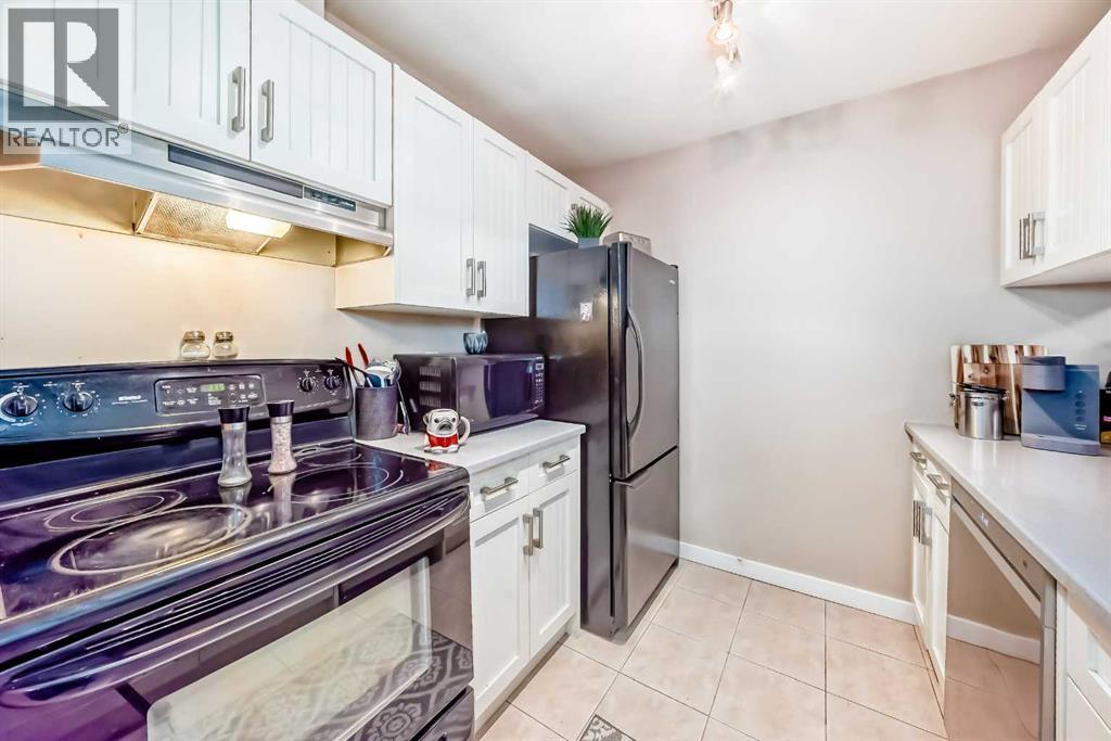 110, 525 56 Avenue SW, Calgary, Alberta  T2V 4Z9 - Photo 7 - A2302526