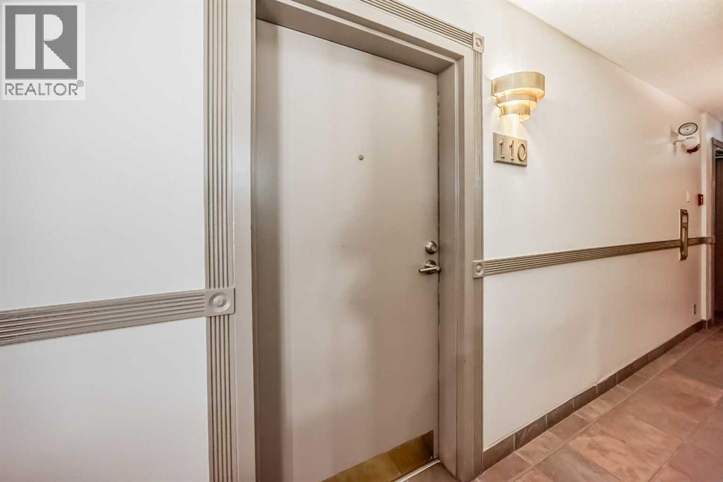 110, 525 56 Avenue SW, Calgary, Alberta  T2V 4Z9 - Photo 4 - A2302526