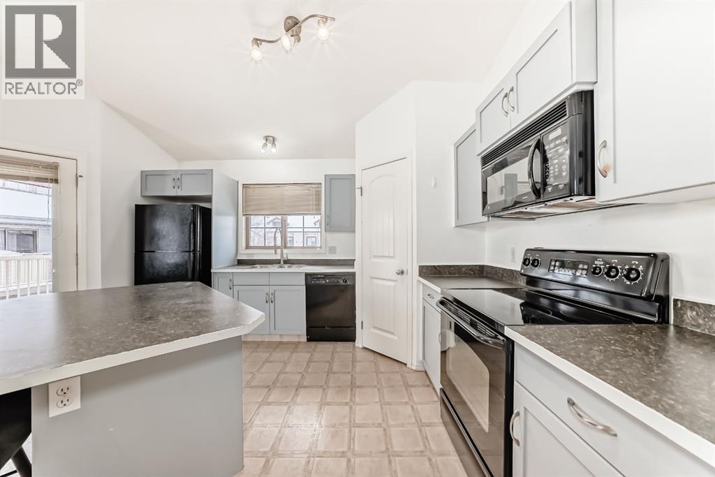 205, 27 Everridge Square Sw, Calgary, Alberta  T2Y 5J7 - Photo 12 - A2304305