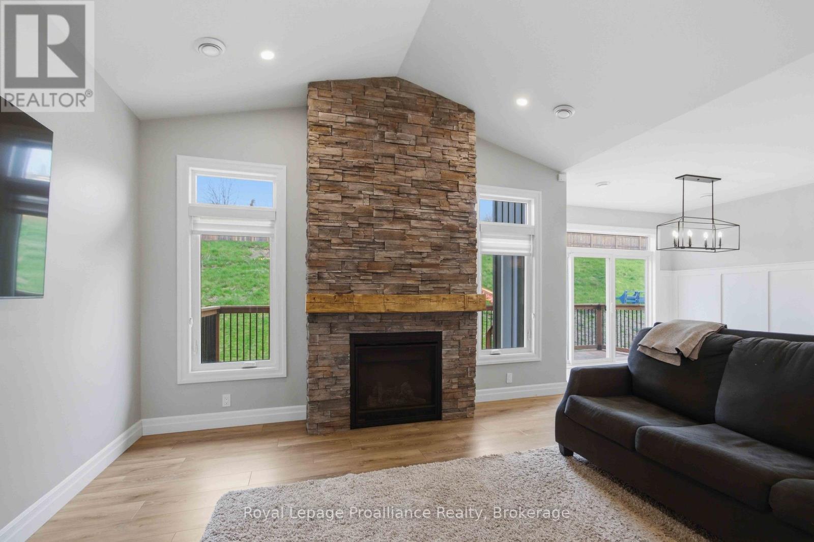 31 Schmidt Way, Quinte West, Ontario  K8V 0L5 - Photo 9 - X13157506