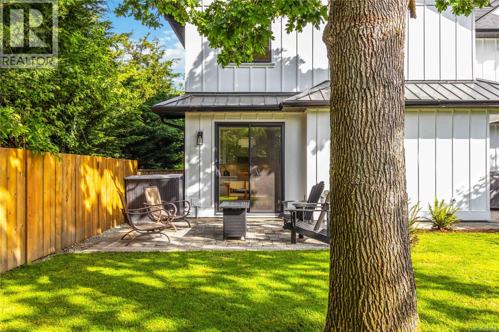 9356 East Saanich Rd, North Saanich, British Columbia  V8L 1H9 - Photo 52 - 1036930