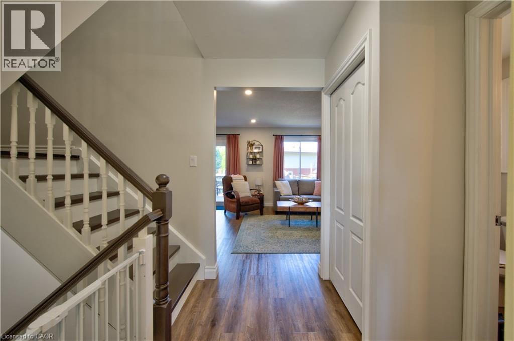 6 Marcon Court, Kitchener, Ontario  N2E 3G3 - Photo 9 - 40831578