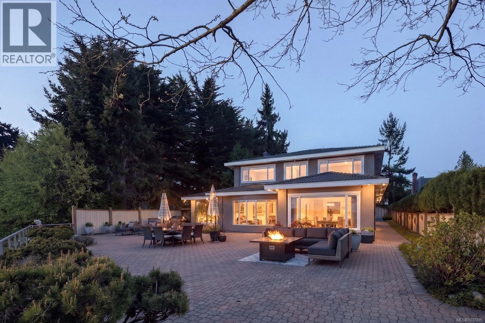 2450 Whidby Lane, Sidney, British Columbia  V8L 2K3 - Photo 43 - 1037695